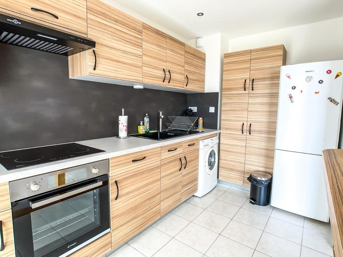 T2 Tout Confort Proche Centre Hyeres & Plages Екстериор снимка